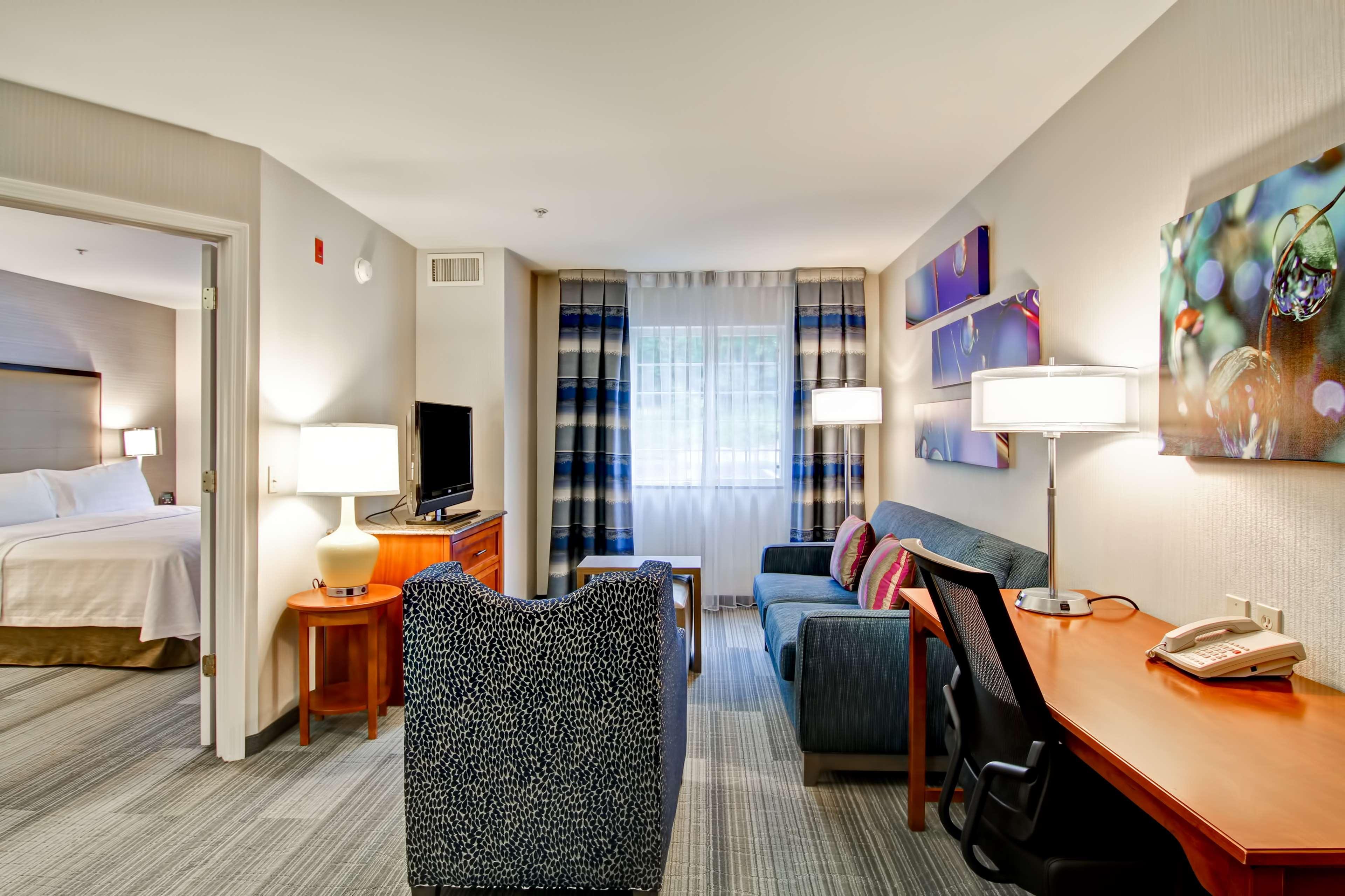 Homewood Suites By Hilton Stratford Exteriér fotografie