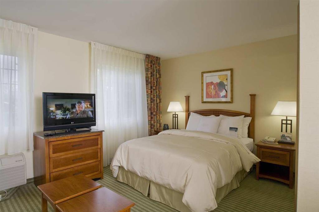 Homewood Suites By Hilton Stratford Pokoj fotografie